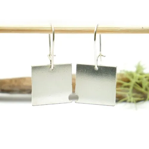 Boucles d'oreilles en argent 925/1000 pendantes carrées bulles