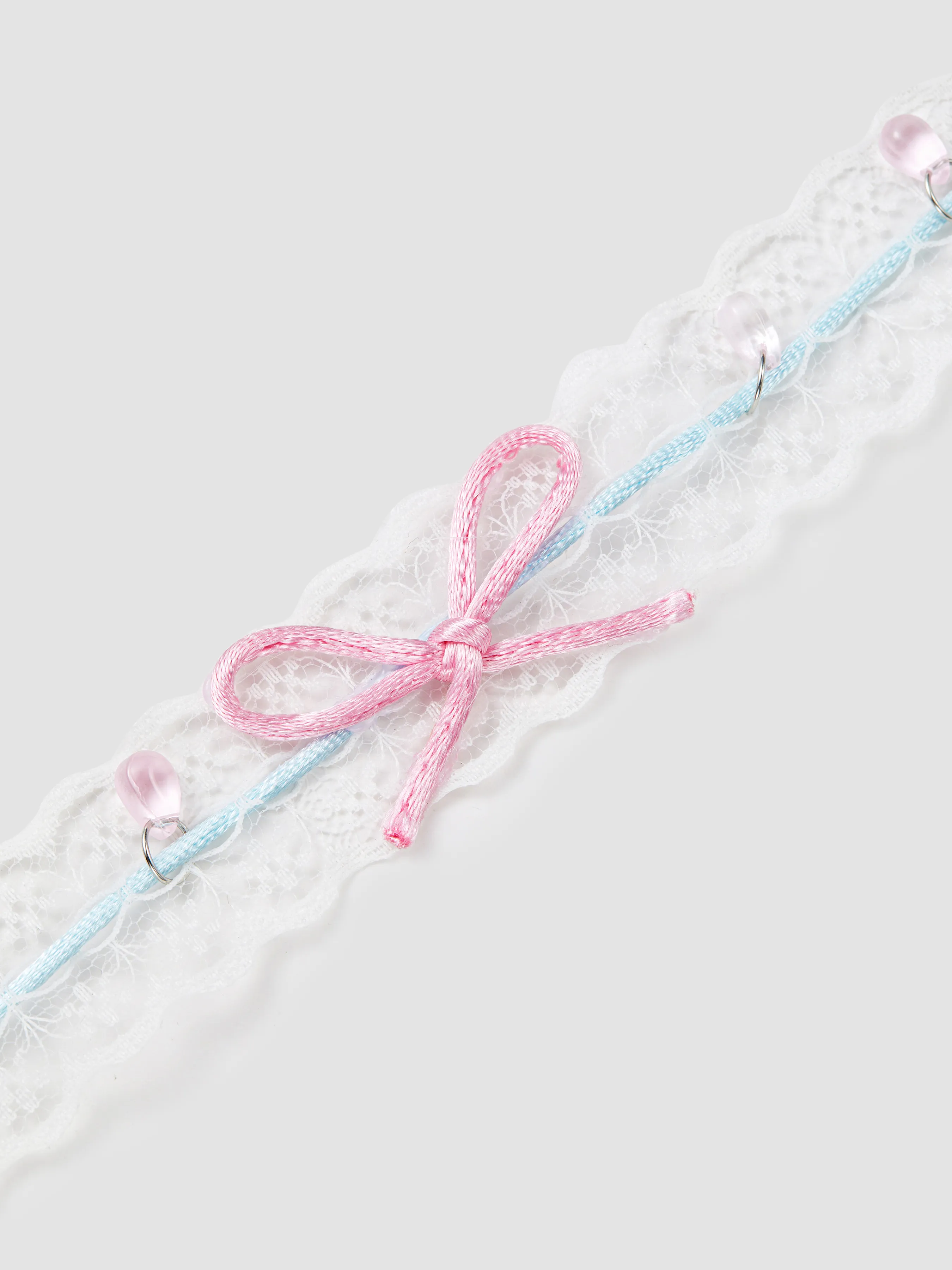 Collier Ras-du-Cou en Dentelle avec Nœud