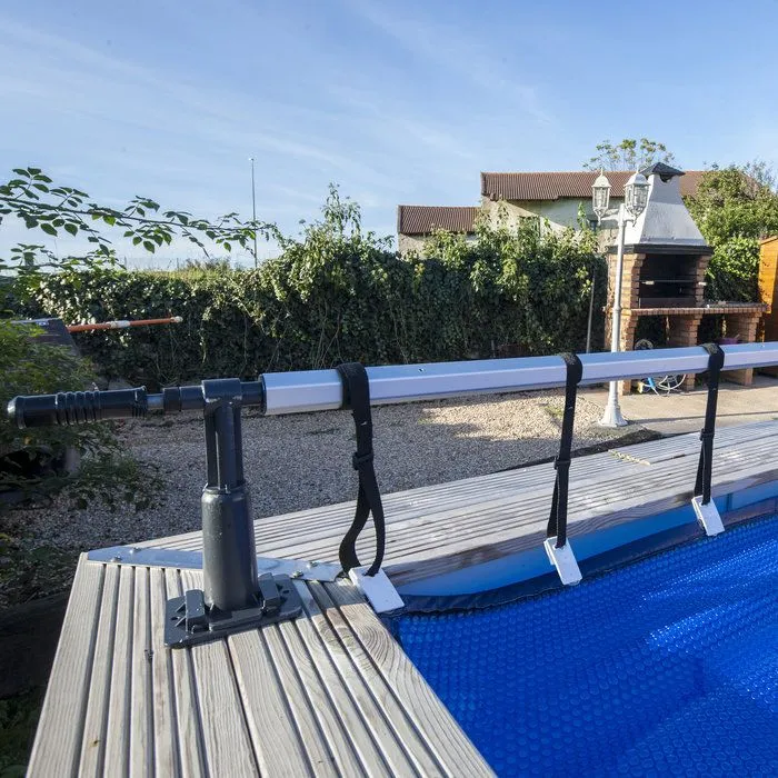 Enrouleur de bâche à bulles pour piscine - Gre