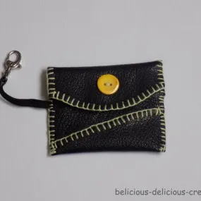 Tres original mini porte monnaie en cuir !! twister mini !! en cuir de chevre noir 9cm x 7.5cm  belicious-delicious-creation
